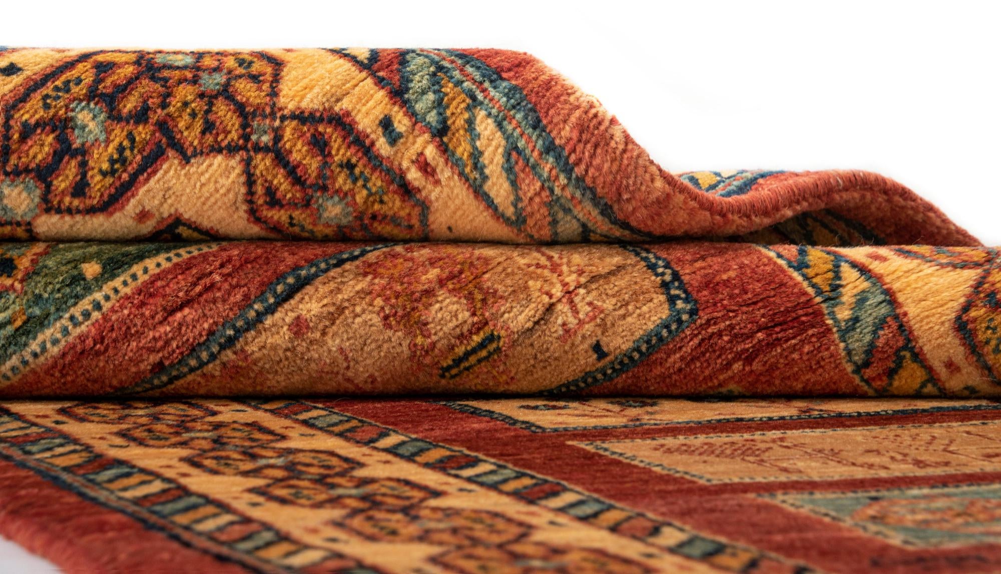 2' 9 x 6' 5 Luribaft Wool Runner Rug