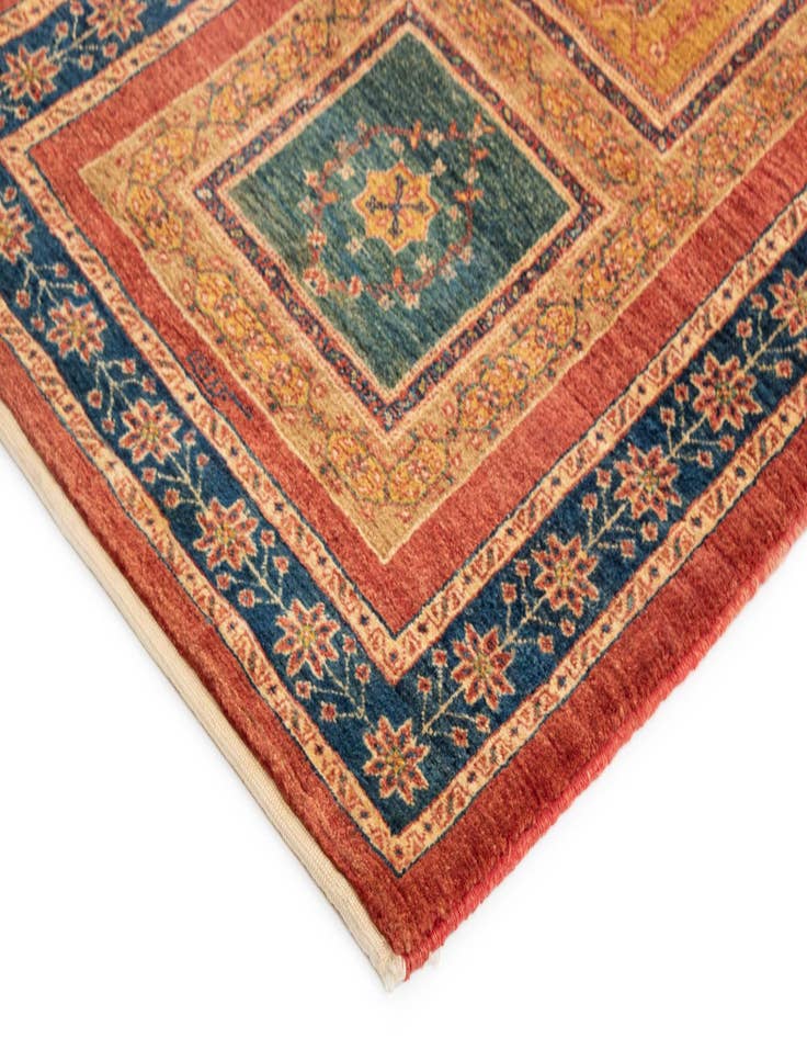 Detail image of 2' 8 x 6' 4 Luribaft Wool Runner Rug
