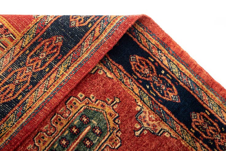 Detail image of 2' 10 x 6' 4 Luribaft Wool Runner Rug