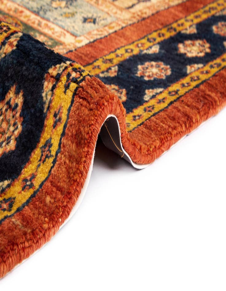 Detail image of 2' 8 x 9' Luribaft Wool Runner Rug