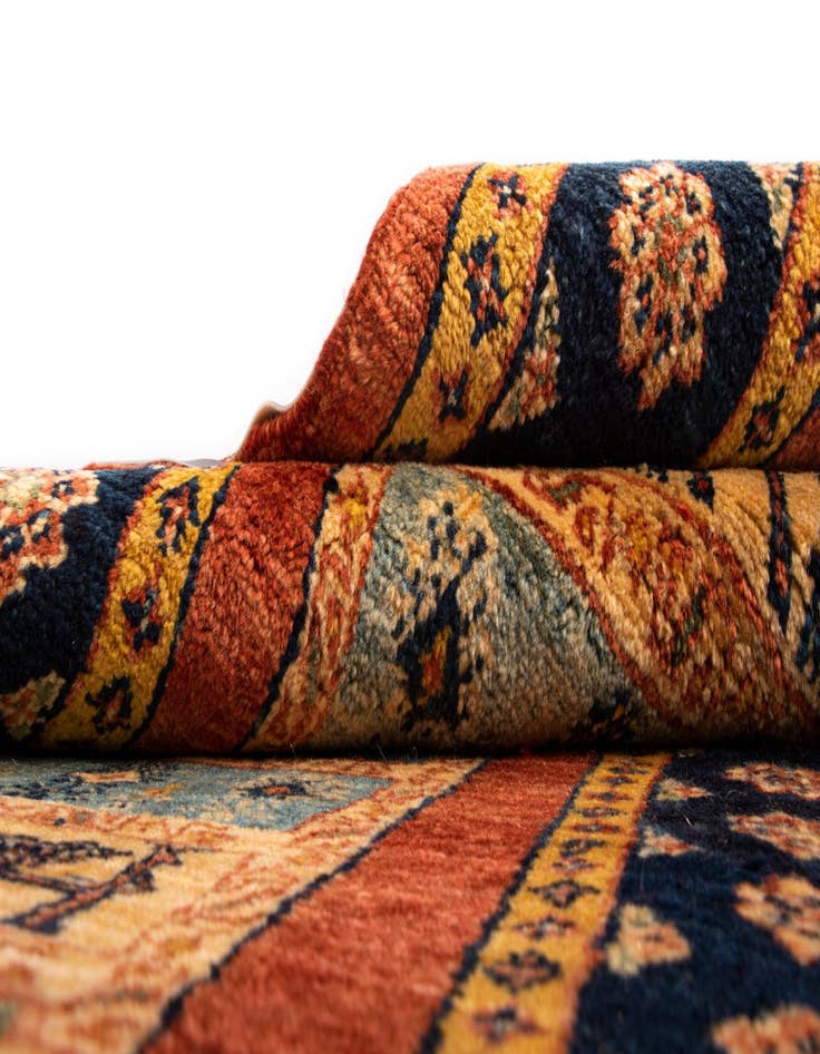 Detail image of 2' 8 x 9' Luribaft Wool Runner Rug