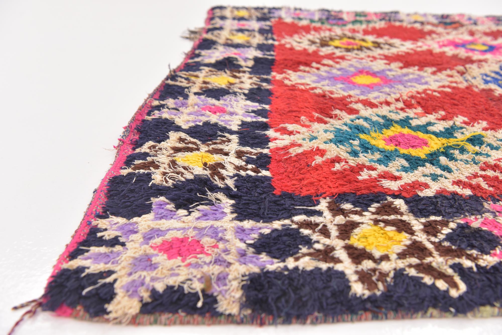 4' 8 x 9' 6 Hand Knotted Moroccan Wool Runner Rug