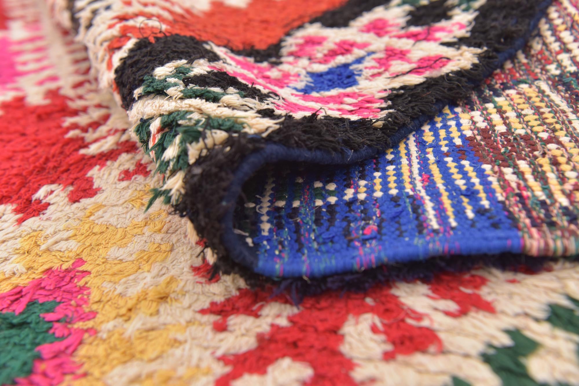 4' 8 x 9' 6 Hand Knotted Moroccan Wool Runner Rug