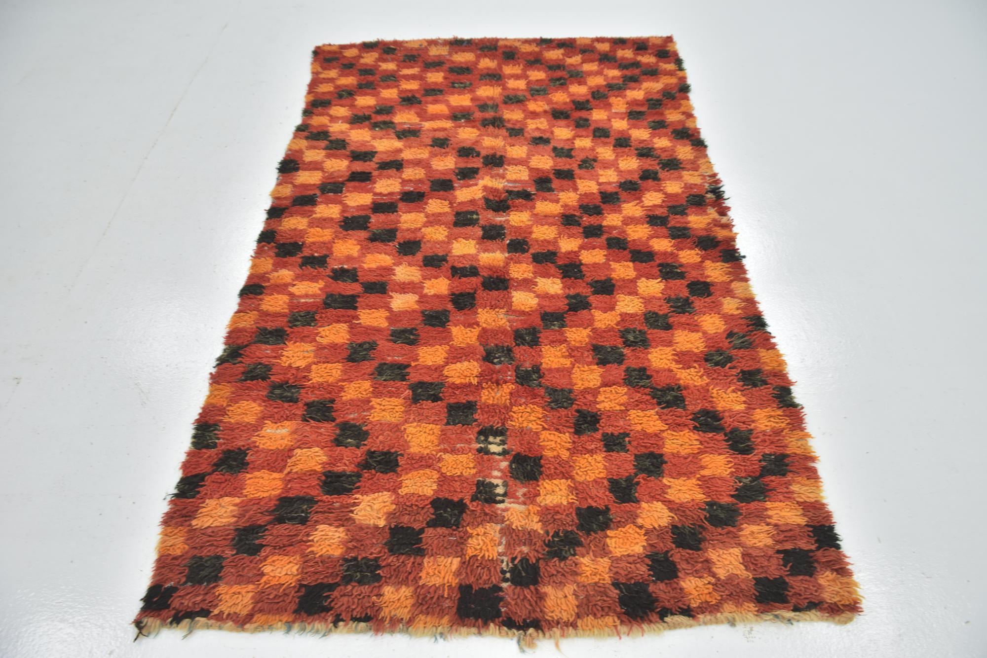 4' 6 x 7' 8 Hand Knotted Moroccan Wool Runner Rug