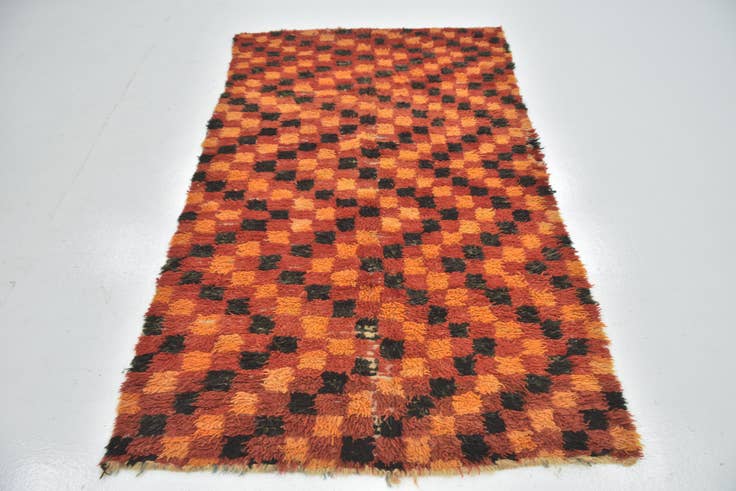 Detail image of 4' 6 x 7' 8 Hand Knotted Moroccan Wool Runner Rug
