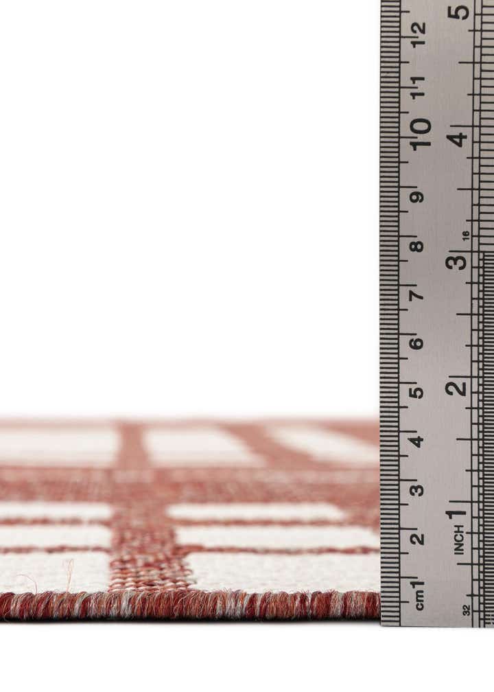 2' 7 x 12' Easy-Clean Checkered Indoor / Outdoor Runner Rug