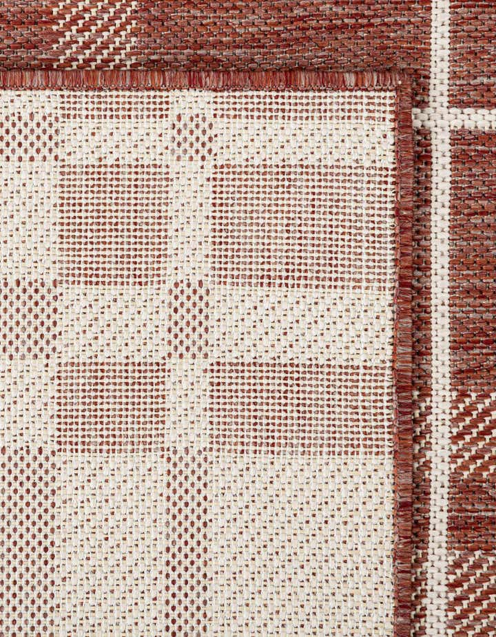 2' x 8' Easy-Clean Checkered Indoor / Outdoor Runner Rug
