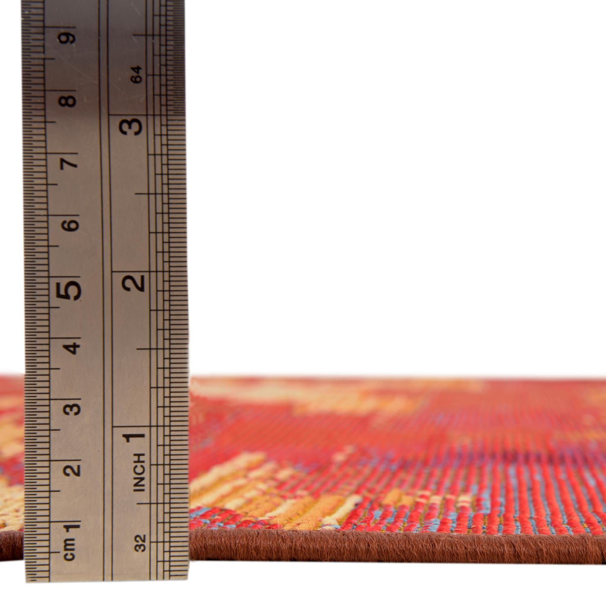 2' 7 x 5' 3 Easy-Clean Modern Indoor / Outdoor Runner Rug