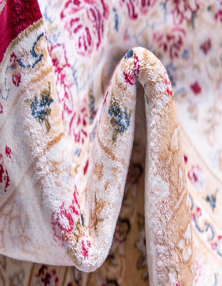 Detail image of 2' 7 x 9' 10 Qom Bamboo Silk Runner Rug