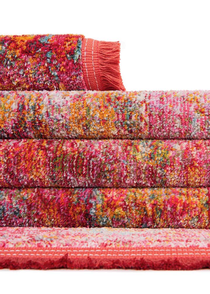 2' 7 x 10' Santiago Runner Rug