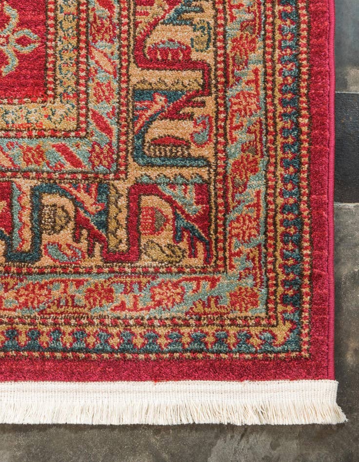 Detail image of 2' 7 x 10' Sara Runner Rug
