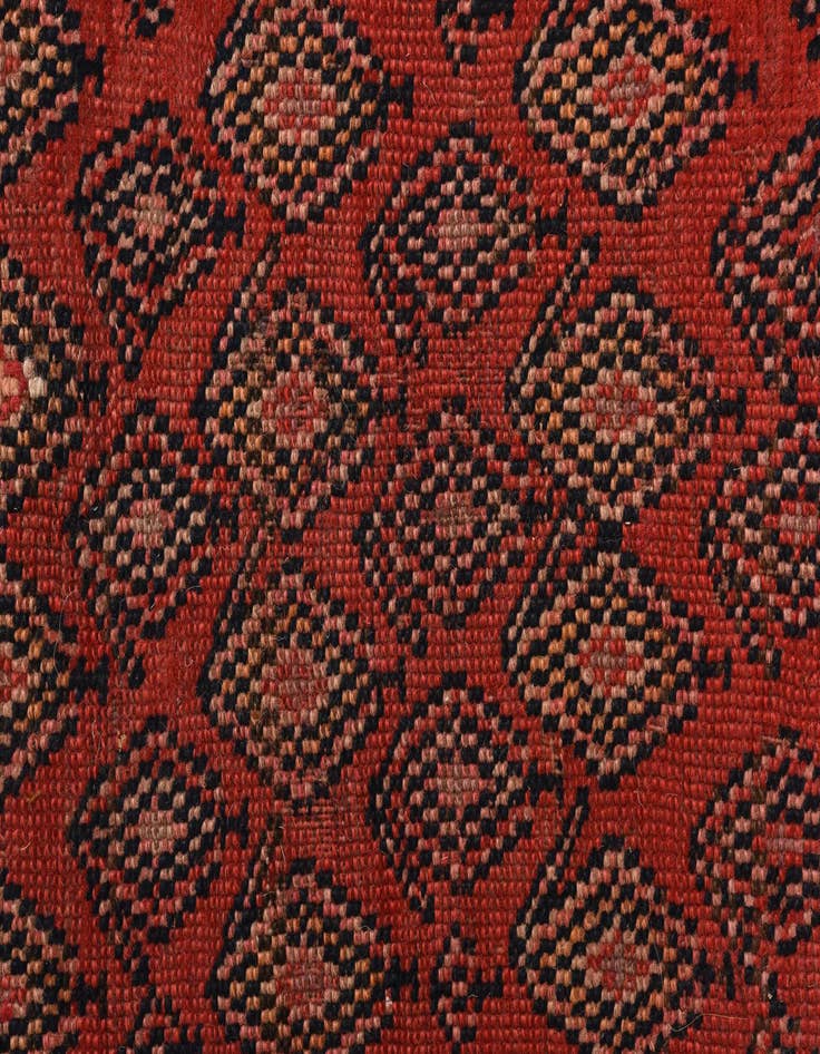 Detail image of 4' 1 x 14' 10  Hand Knotted Shiraz Persian Wool Runner Rug