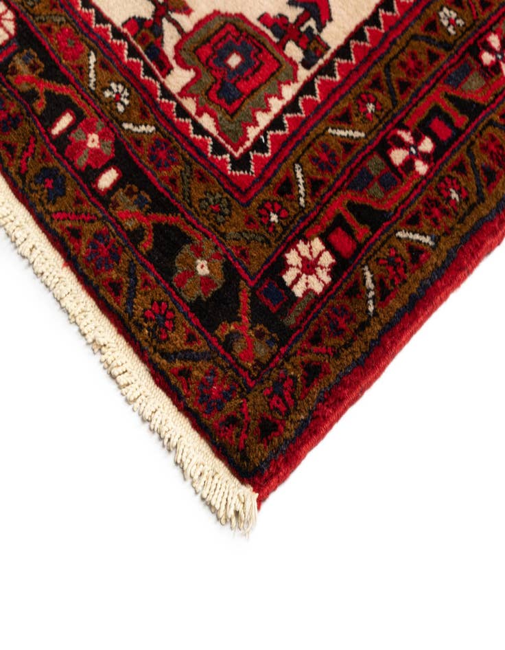 Detail image of 3' 10 x 11' 1 Sirjan Wool Runner Rug