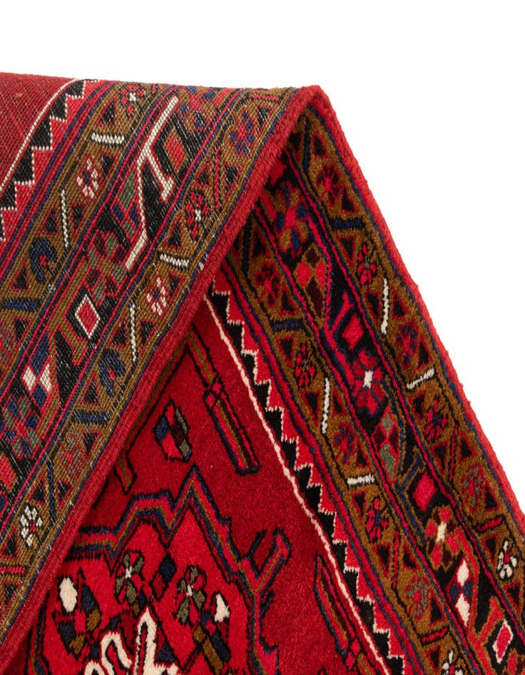 Detail image of 3' 10 x 11' 1 Sirjan Wool Runner Rug