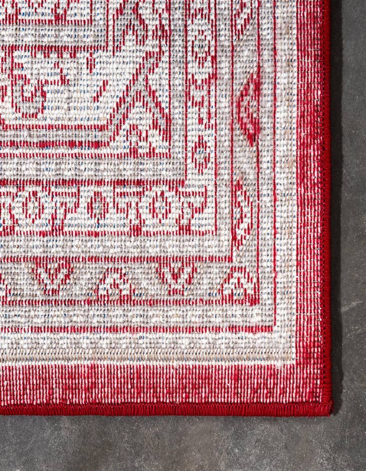 Detail image of 2' 9 x 9' 10 SoHo Runner Rug