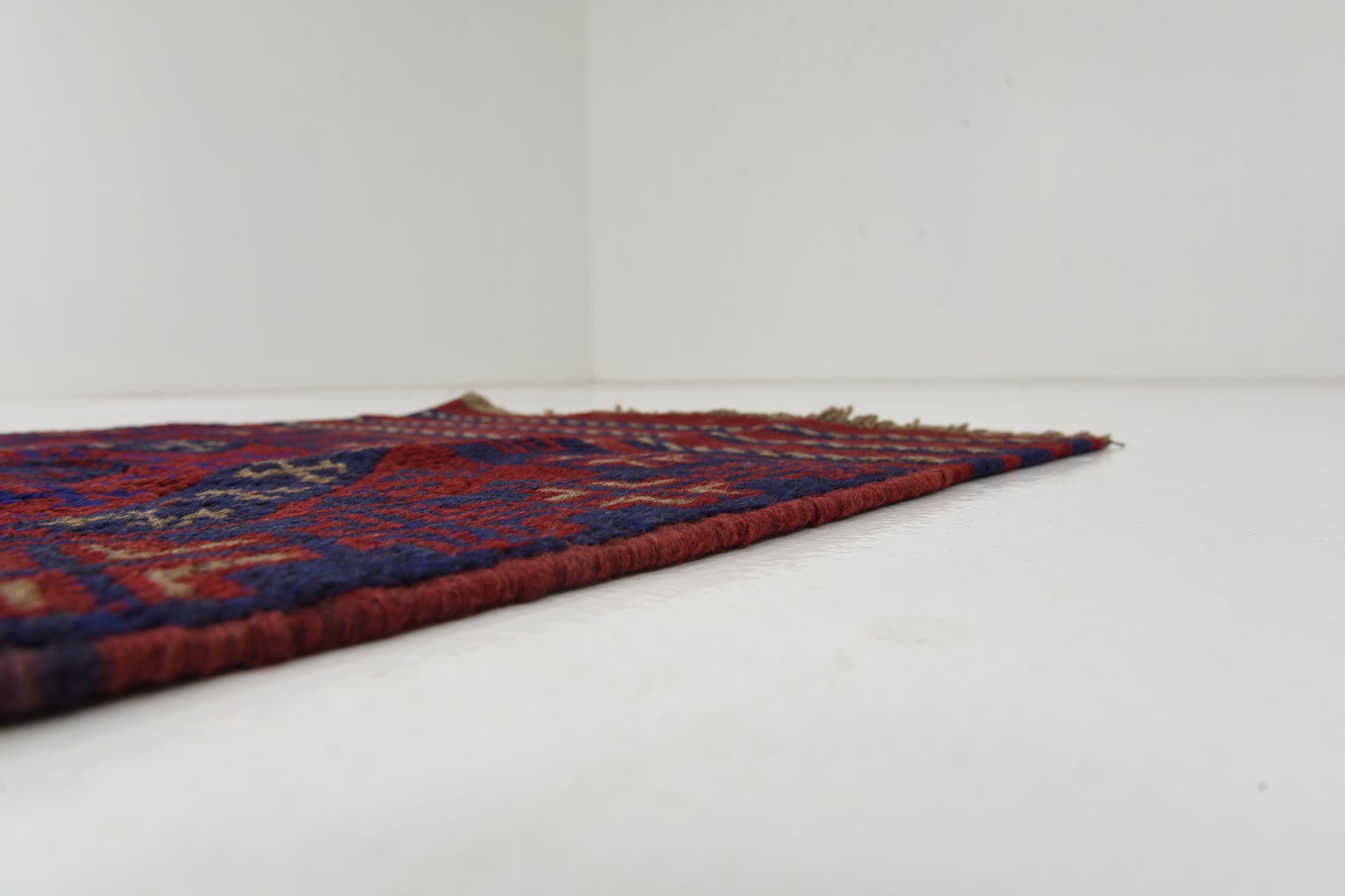 2' x 8' 2 Hand Woven Sumak Runner Rug