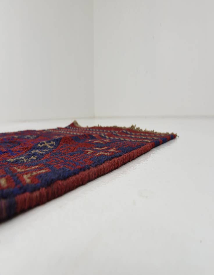 Detail image of 2' x 8' 2 Hand Woven Sumak Runner Rug