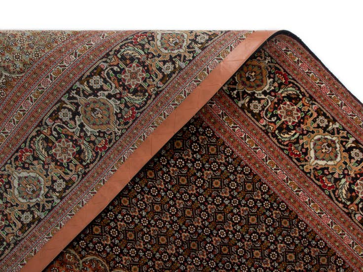 Detail image of 6' 7 x 9' 10 Tabriz Runner Rug