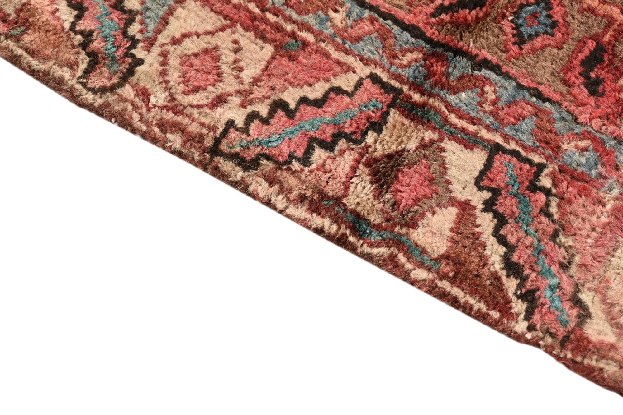2' 9 x 6' 9 Hand Knotted Ultra Vintage Persian Wool Runner Rug