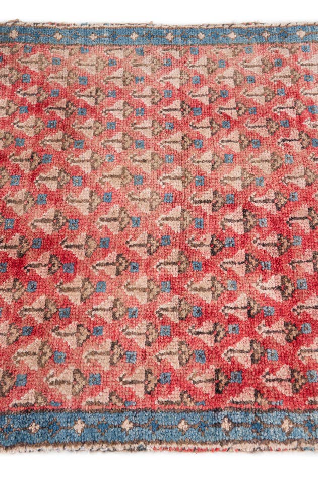 Detail image of 2' 5 x 6' 8 Hand Knotted Ultra Vintage Persian Wool Runner Rug
