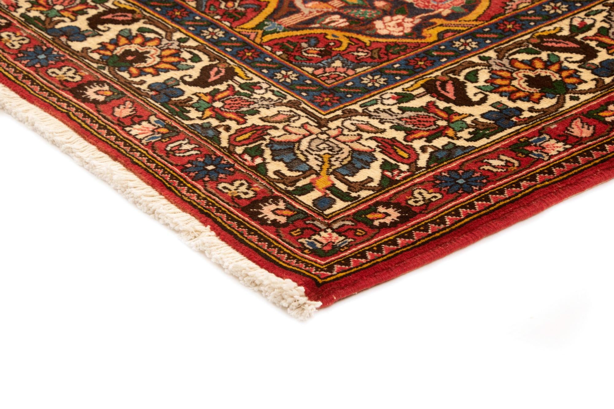 6' 6 x 6' 10 Bachtiar Square Rug