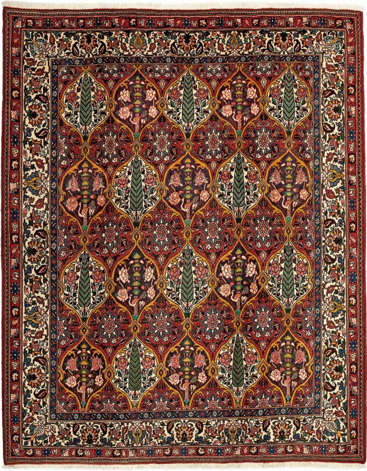 Detail image of 6' 6 x 6' 10 Bachtiar Square Rug