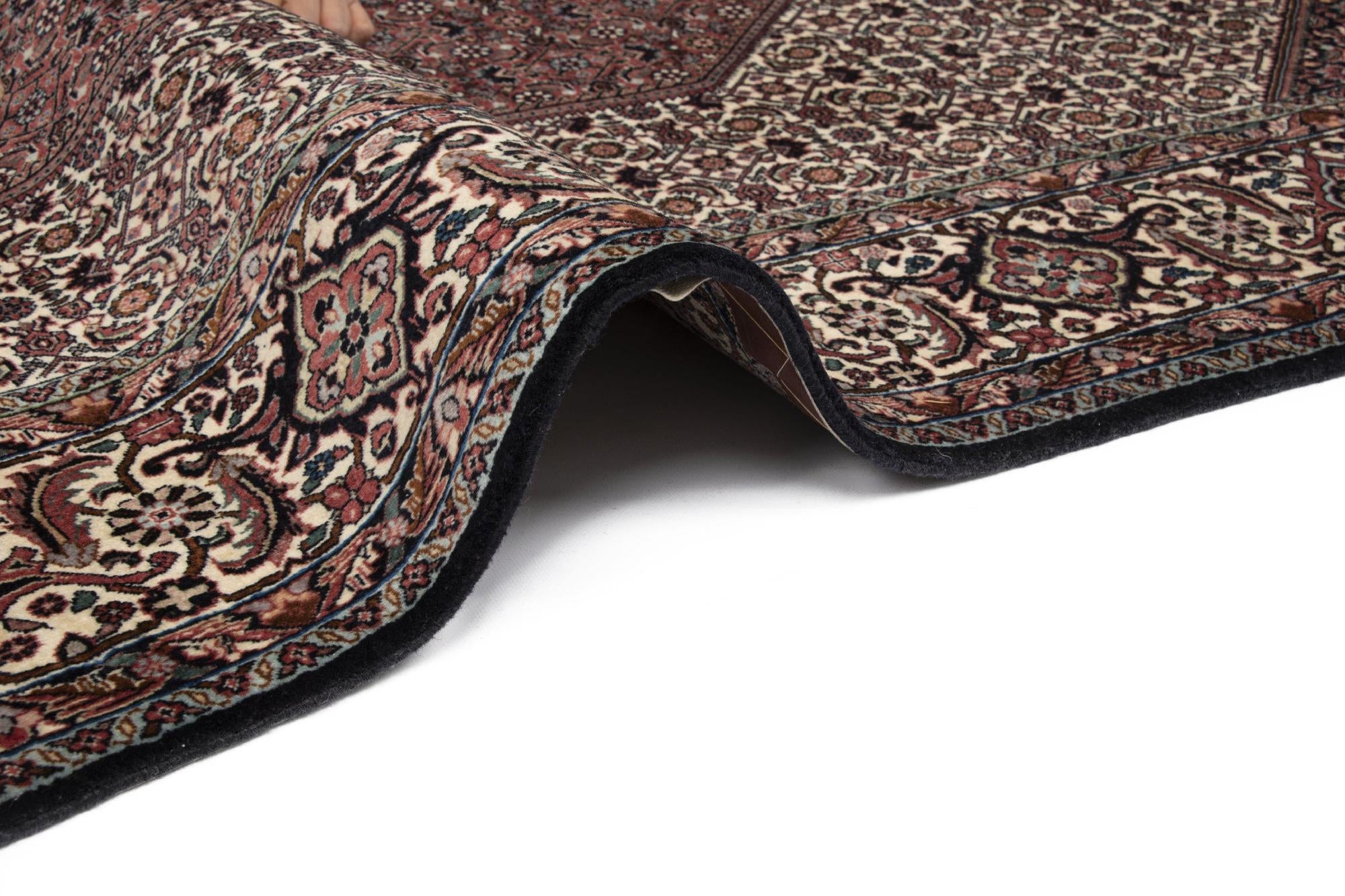 9' 6 x 9' 10 Bidjar Wool Square Rug