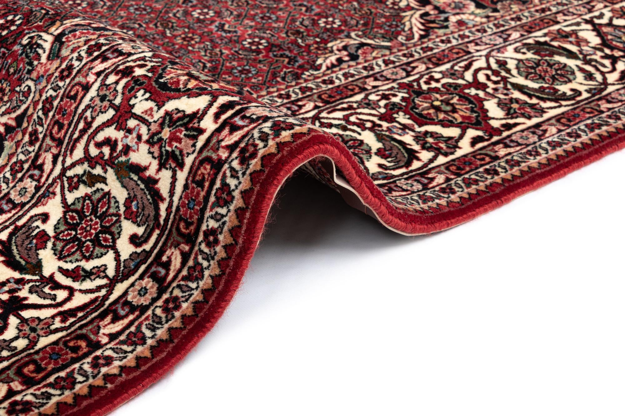 6' 6 x 6' 9 Bidjar Wool Square Rug