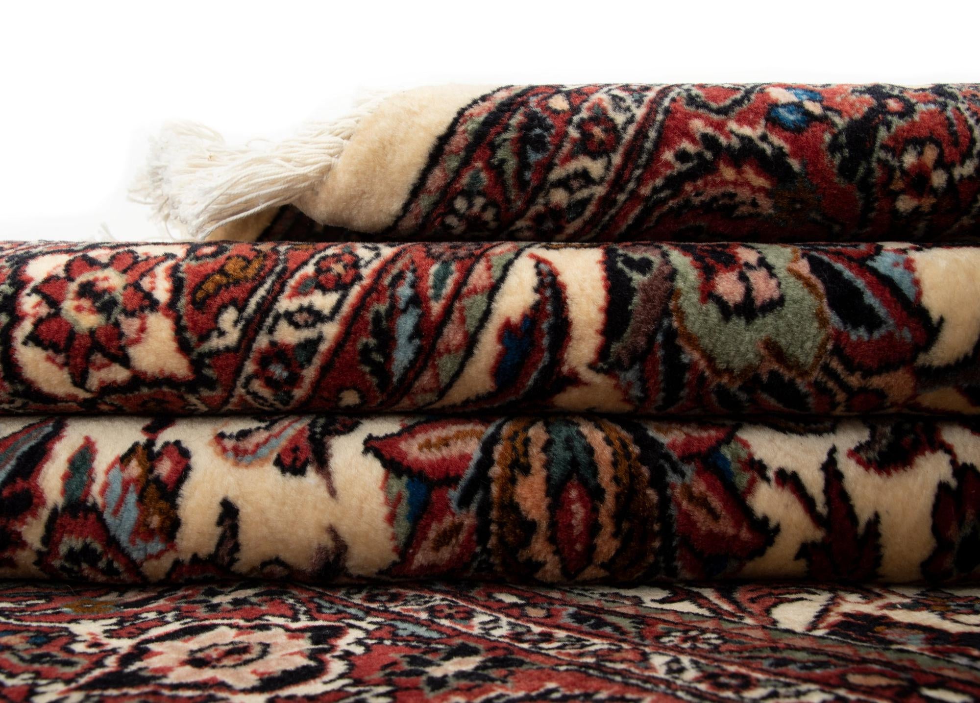 150cm x 165cm Bidjar With Silk Square Rug