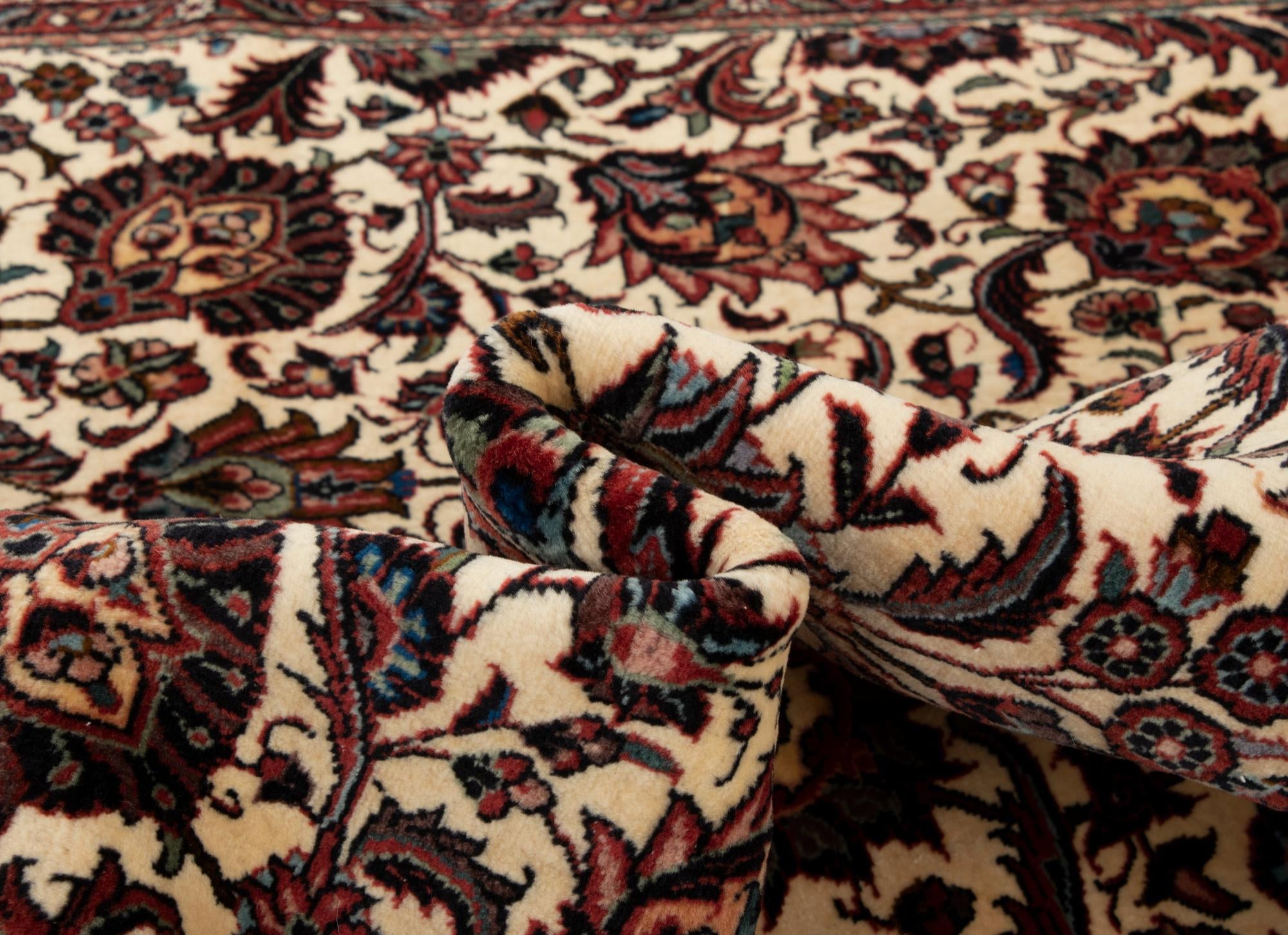 150cm x 165cm Bidjar With Silk Square Rug