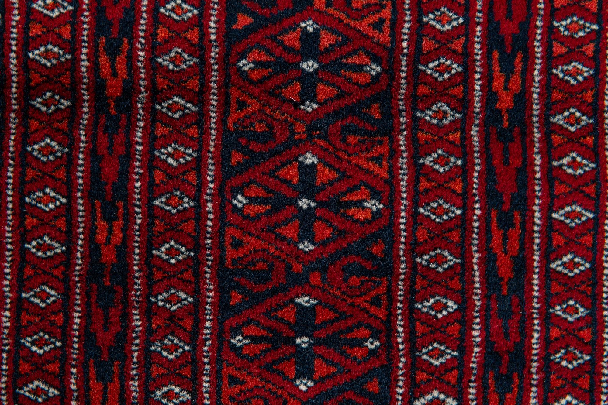 4' x 4' Hand Knotted Bokhara Oriental Wool Square Rug