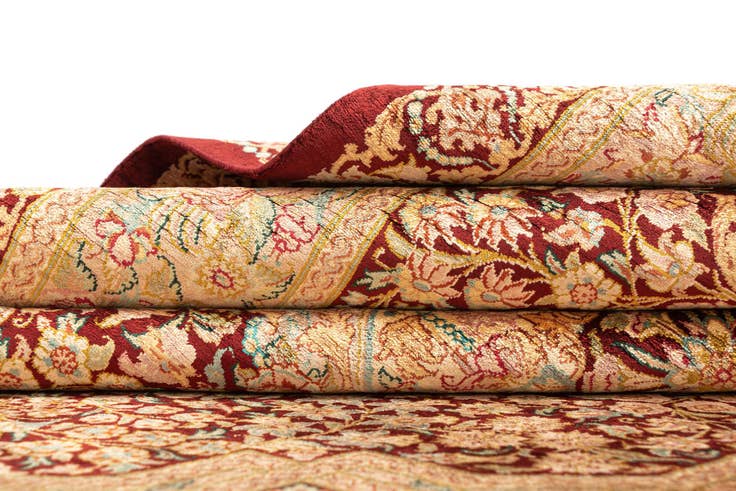 Detail image of 3' 4 x 3' 5 Ghom Silk Square Rug