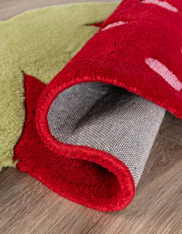 Detail image of 5' 2 x 6' 1 Happy Rugs Strawberry Wool Square