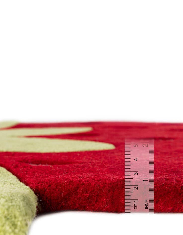 Detail image of 4' 6 x 5' 3 Happy Rugs Strawberry Wool Square