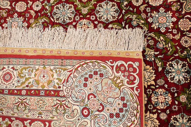 Detail image of 4' x 4' 1 Hereke Silk Square Rug