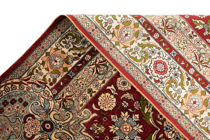 4' x 4' 1 Hereke Silk Square Rug