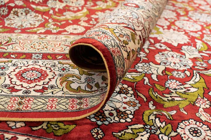 4' x 4' 1 Hereke Silk Square Rug