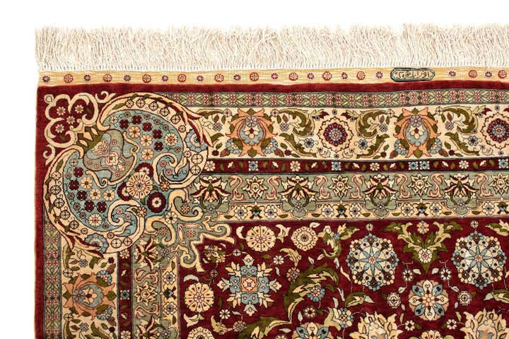 4' x 4' 1 Hereke Silk Square Rug