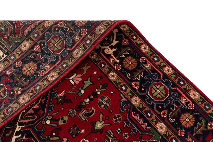 8' 3 x 8' 3 Heriz Wool Square Rug