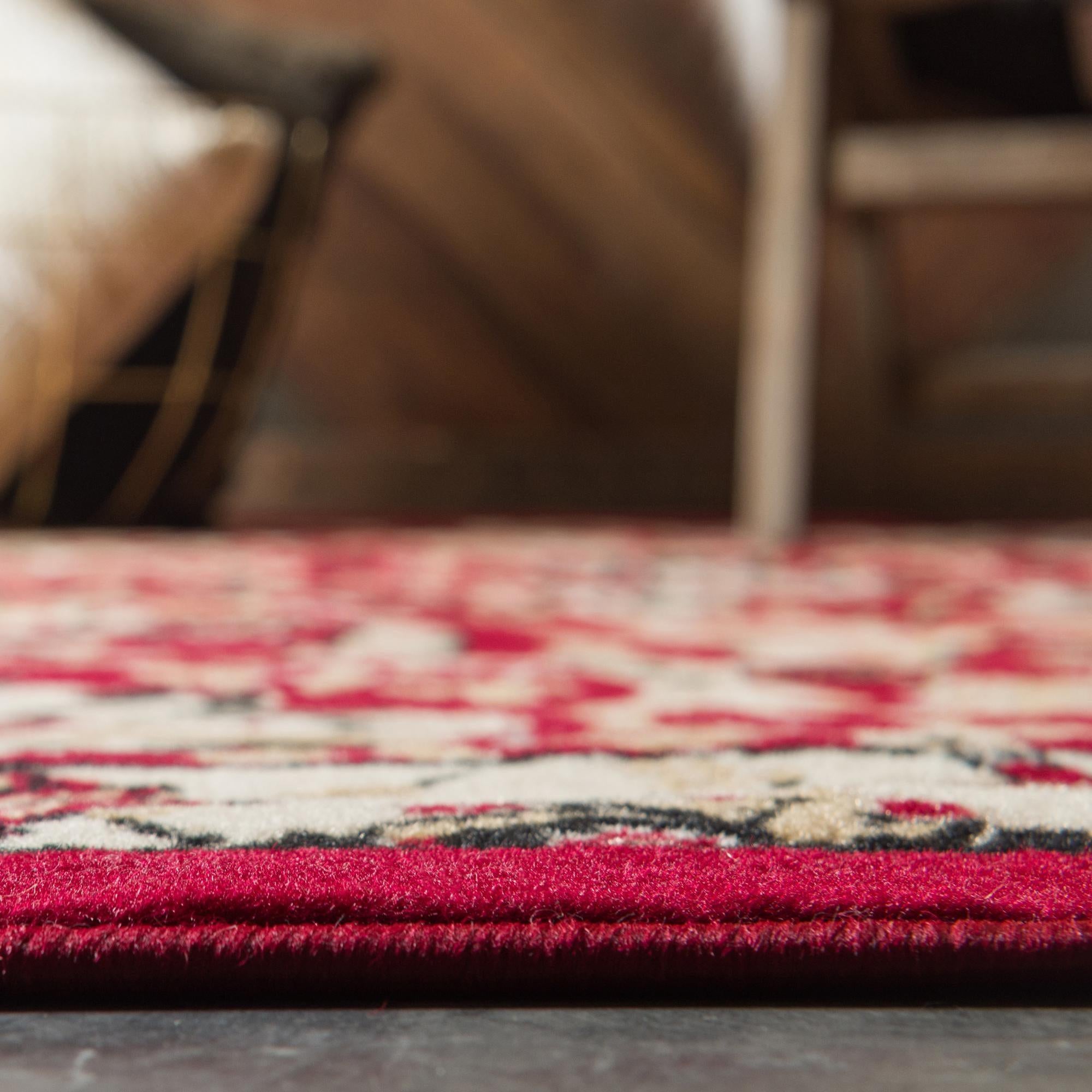 7' 10 x 7' 10 Isfahan Design Square Rug