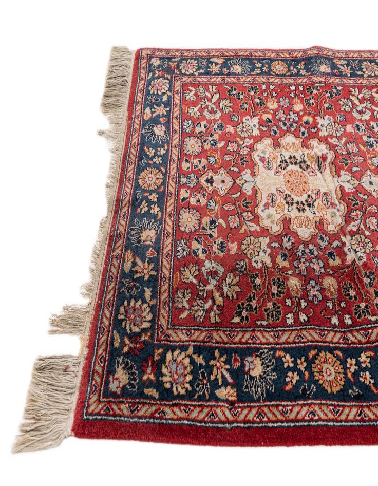 Detail image of 2' 11 x 2' 11 Hand Knotted Kashan Wool Square Rug