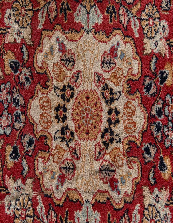 Detail image of 2' 11 x 2' 11 Hand Knotted Kashan Wool Square Rug