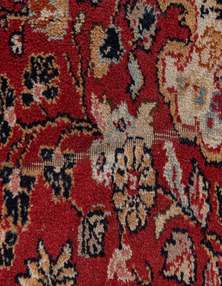 Detail image of 2' 11 x 2' 11 Hand Knotted Kashan Wool Square Rug