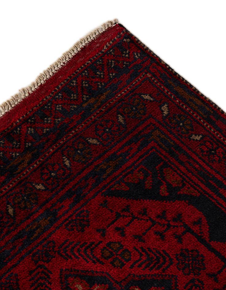 Detail image of 2' 7 x 6' 6  Hand Knotted Khal Mohammadi Wool Square Rug