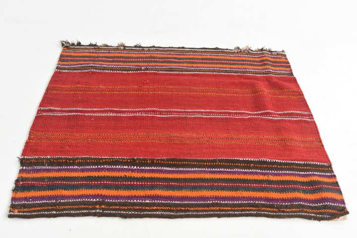 4' x 4' Hand Woven Kilim Fars Wool Square Rug