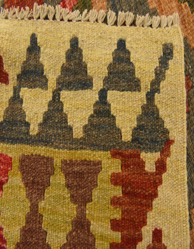 Detail image of 3' 2 x 3' 9  Hand Woven Kilim Maymana Wool Square Rug