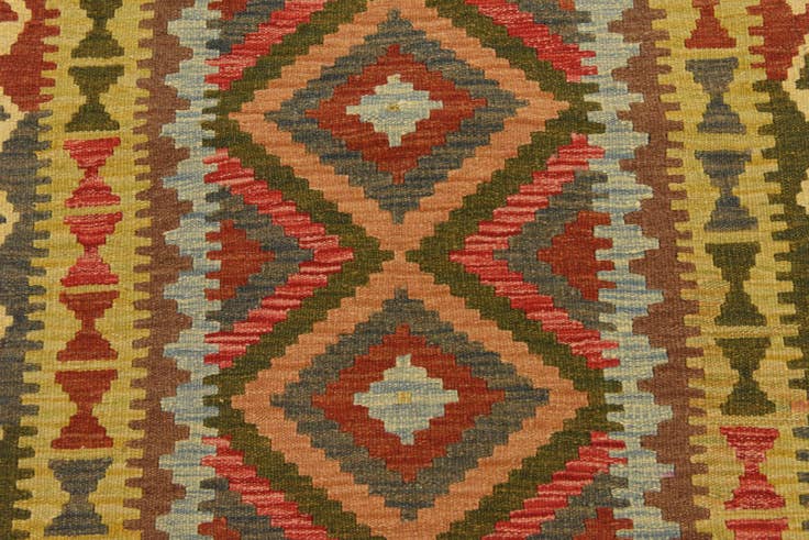 Detail image of 3' 2 x 3' 9 Hand Woven Kilim Maymana Wool Square Rug