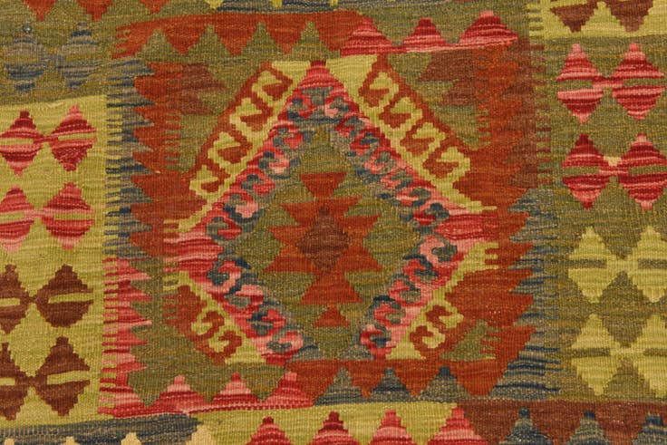 Detail image of 3' 3 x 3' 4 Hand Woven Kilim Maymana Wool Square Rug