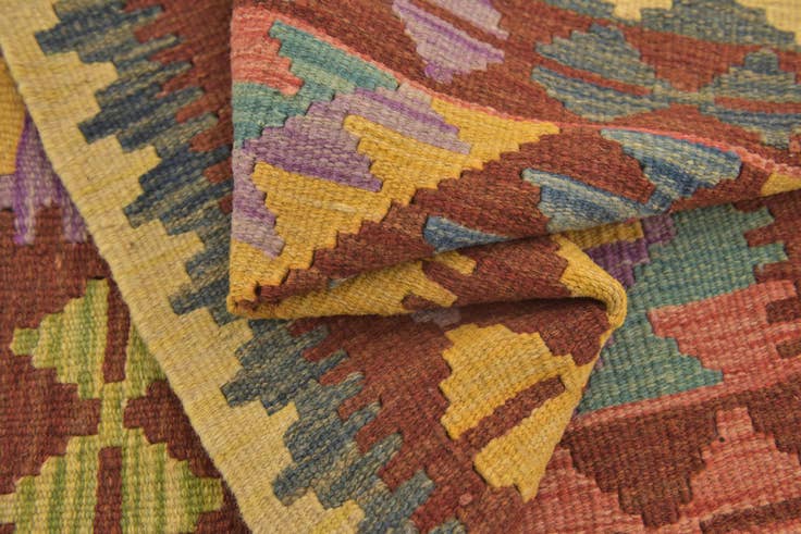 Detail image of 3' 2 x 3' 6 Hand Woven Kilim Maymana Wool Square Rug