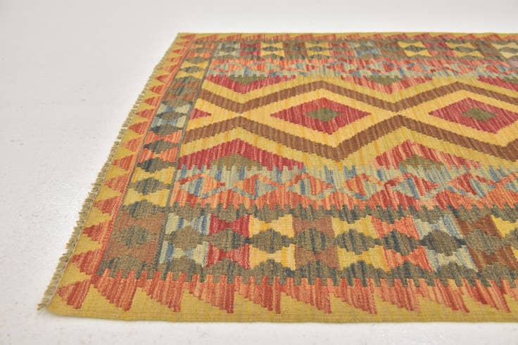 Detail image of 3' 2 x 3' 5 Hand Woven Kilim Maymana Wool Square Rug